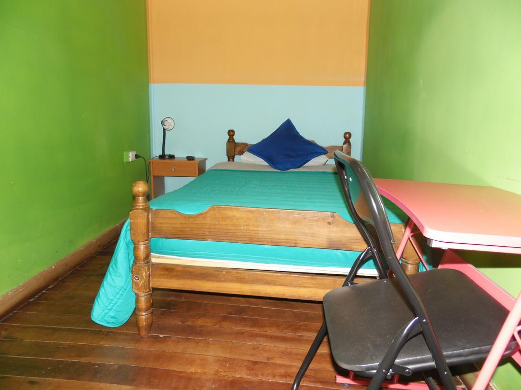 Hostal Tricontinental فالبارايسو الغرفة الصورة