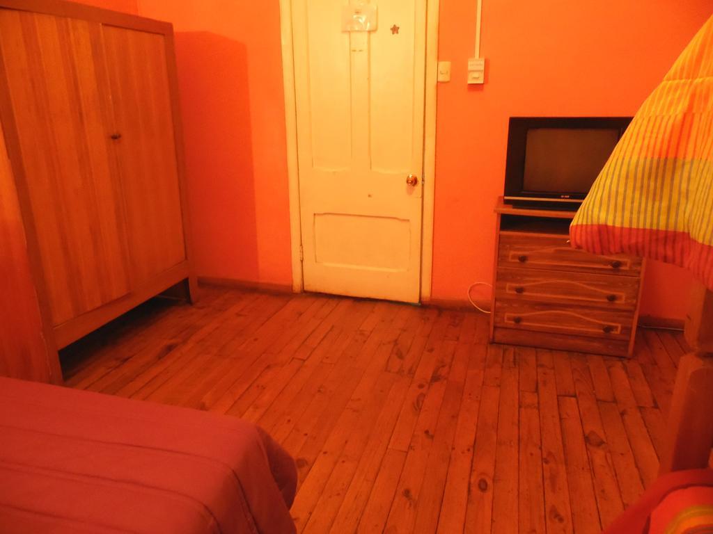 Hostal Tricontinental فالبارايسو الغرفة الصورة